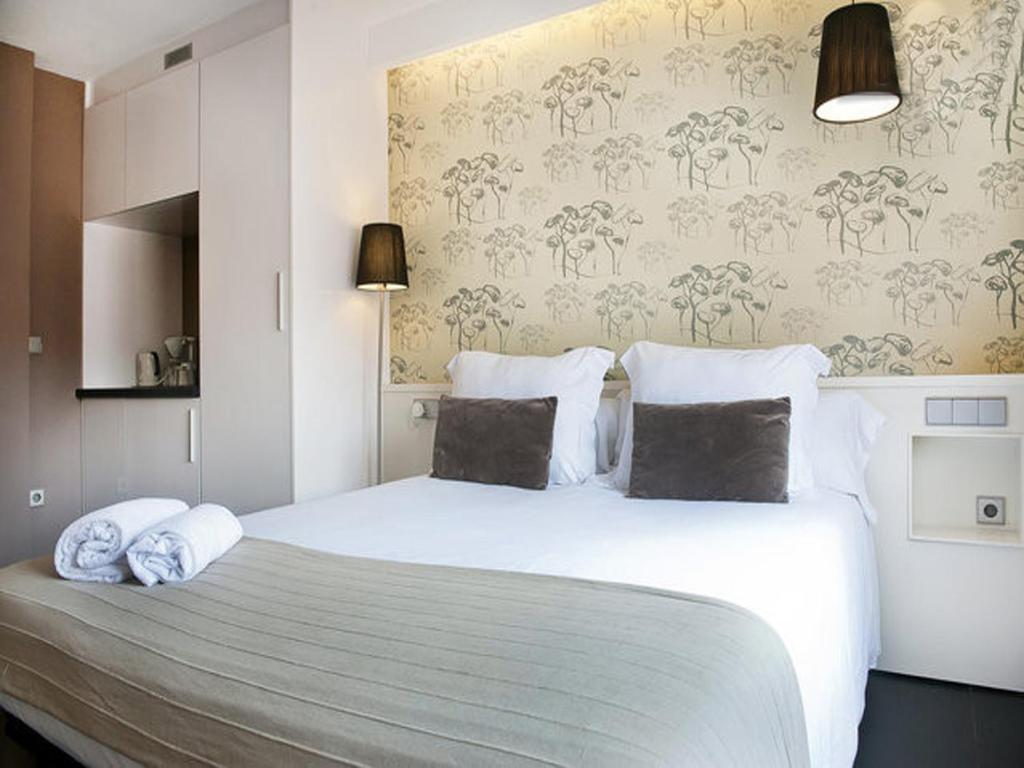 Barcelona Fifteen Central Aparthotel Phòng bức ảnh