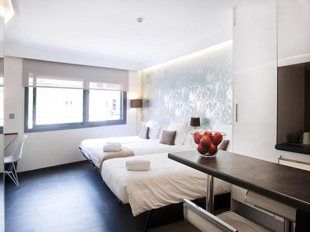 Barcelona Fifteen Central Aparthotel Phòng bức ảnh