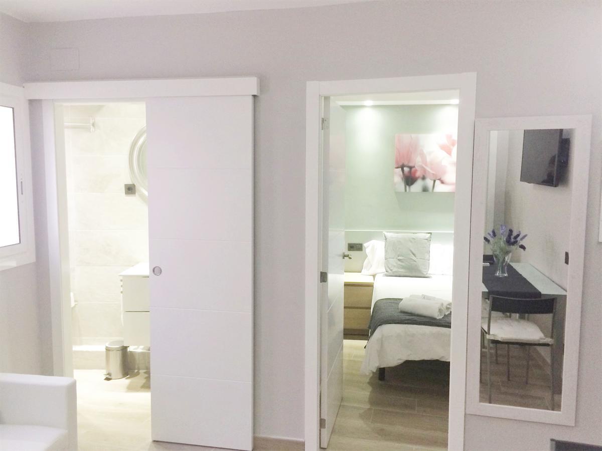 Barcelona Fifteen Central Aparthotel Ngoại thất bức ảnh