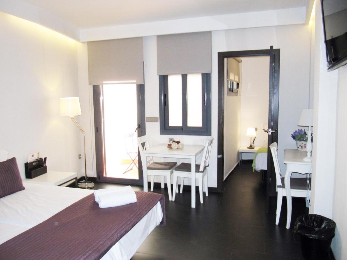 Barcelona Fifteen Central Aparthotel Ngoại thất bức ảnh